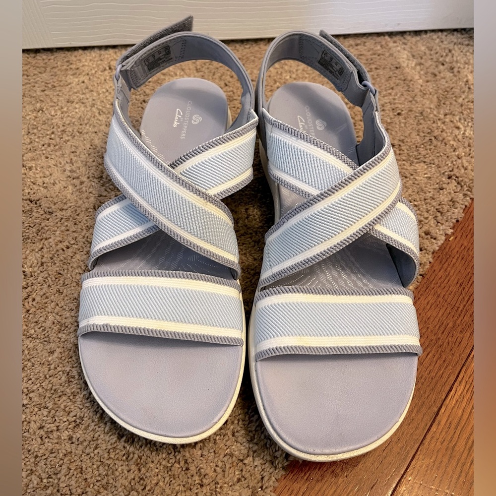 Clark’s Cloudstepper size 12 light blue Mira Lily Sandal